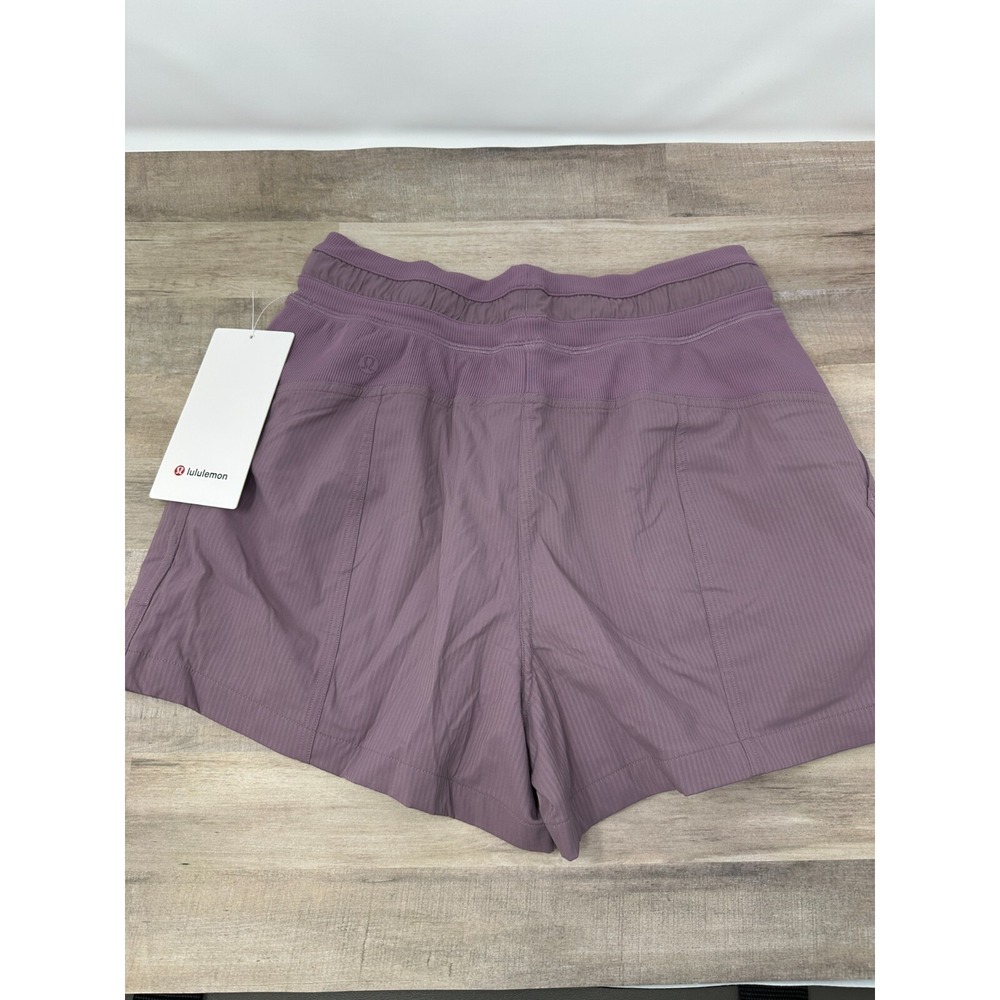 NWT ~‎ Lululemon Dance Studio High-Rise Short 3.5" Lavender Lux Women Size 4 - Picture 8 of 8